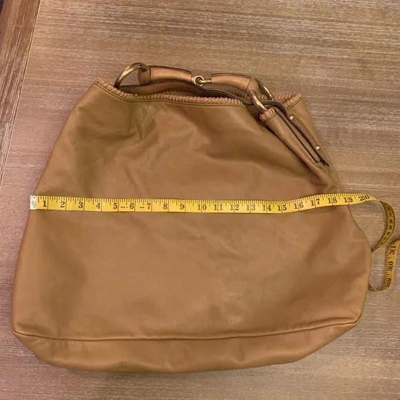 Gucci Large Horsebit Chain Bag - Picture 10 of 13